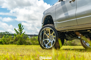  Dodge RAM 1500 with Tuff Off-Road T2B True Directional